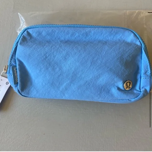 NWT Lululemon Everywhere Belt Bag 1L in Aero Blue -  www.rajagirimanappuram.com